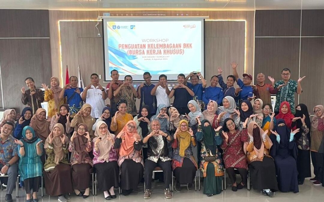 Workshop Penguatan Kelembagaan Bursa Kerja Khusus (BKK) di SMK Negeri 1 Sungailiat