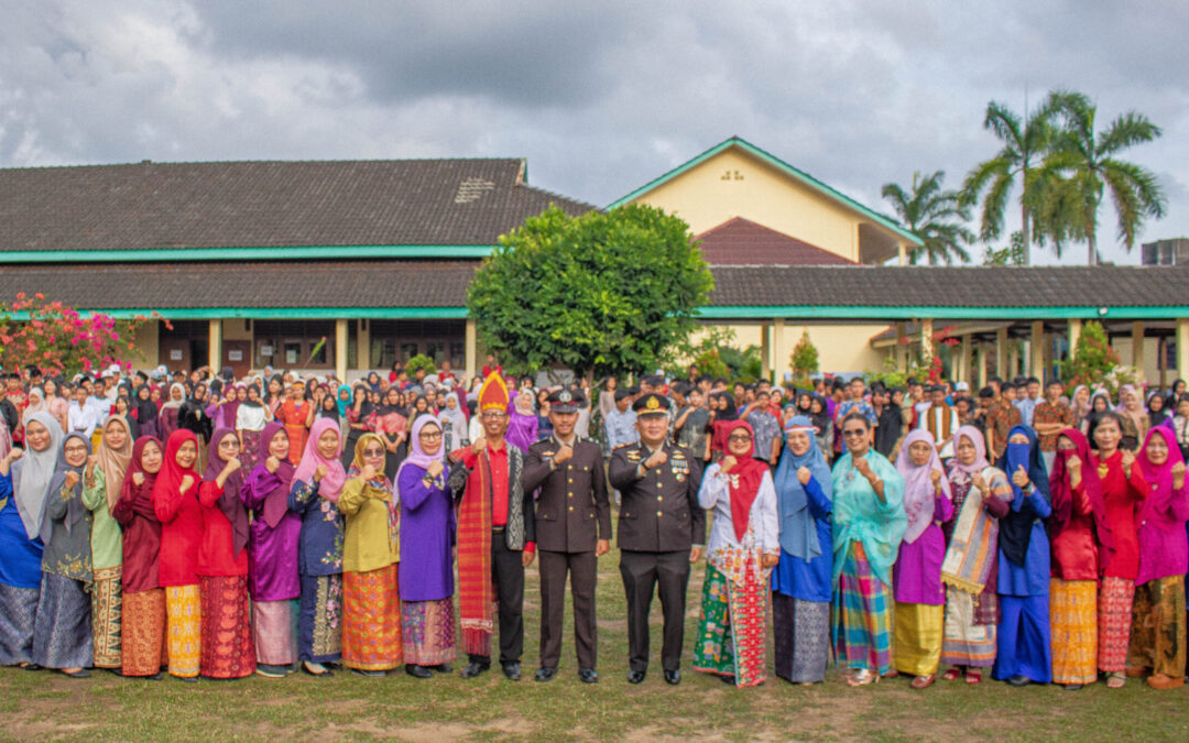 Semangat Kemerdekaan SMK Negeri 1 Sungailiat Menyala dalam RAKSADEKA 2025